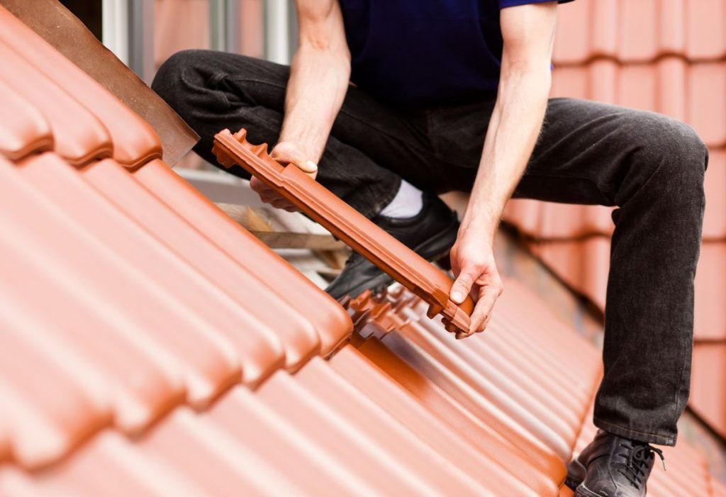 commercial roof repairs company